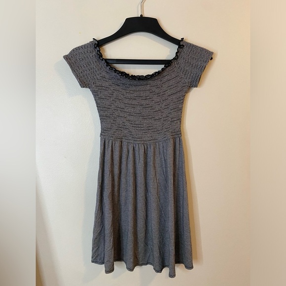 Hollister Black and White Textured mini Stretchy Dress size medium - Picture 1 of 7